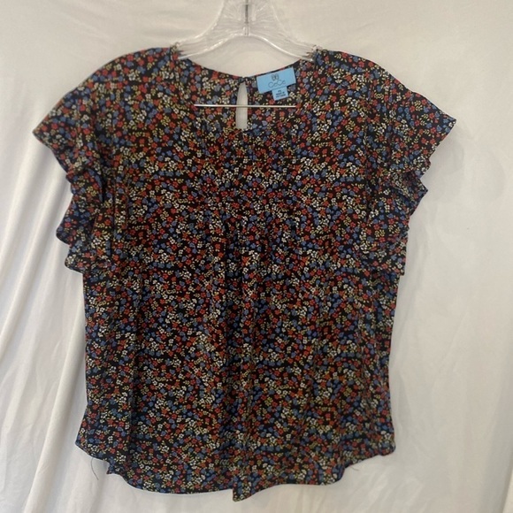 Cece Nordstrom black floral flutter sleeve blouse PS - Picture 1 of 5